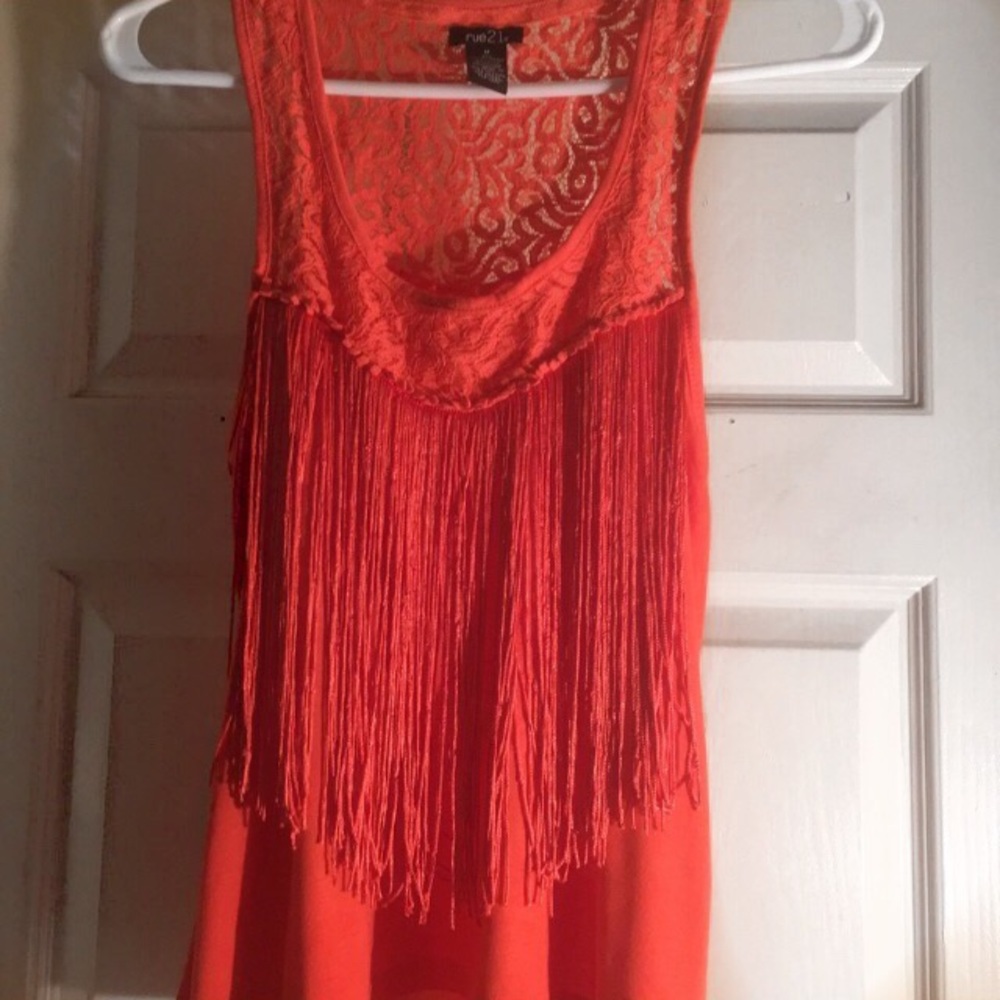 Sleeveless tassel top